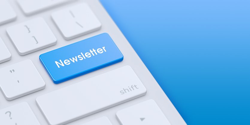 Keyboard with blue Newsletter key